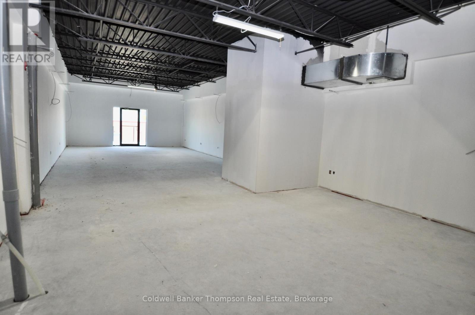 Unit 2-2 - 19 Main Street E, Huntsville, Ontario P1H 2C6 - Photo 15 - X13804062