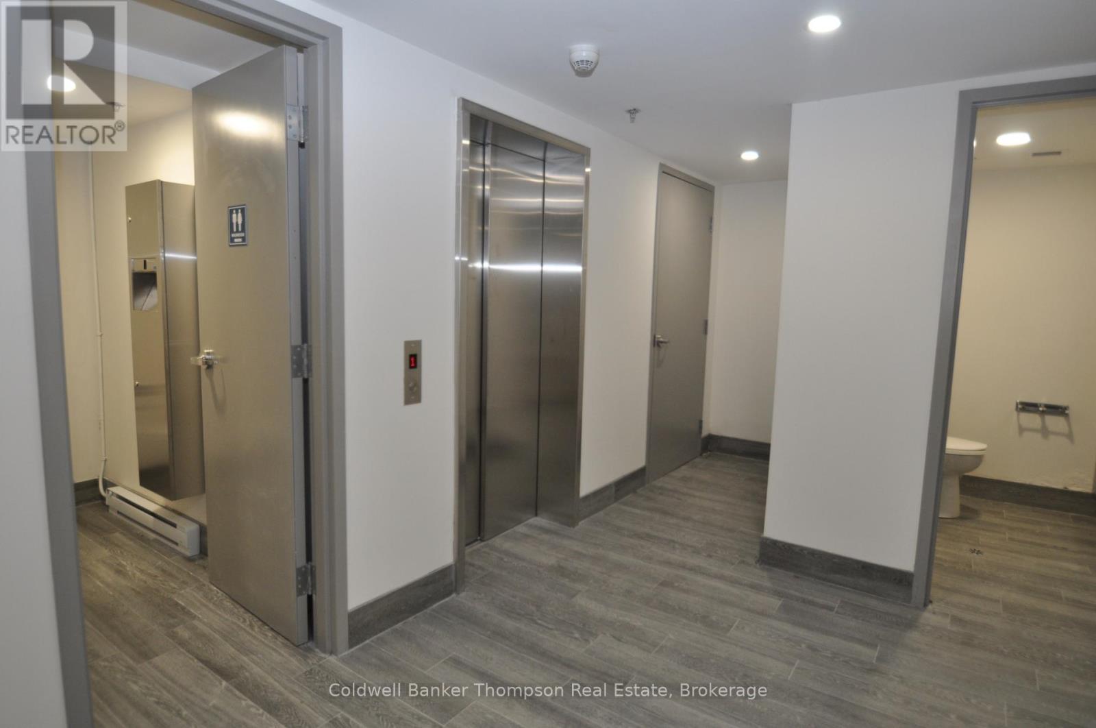 Unit 2-1 - 19 Main Street E, Huntsville, Ontario P1H 2C6 - Photo 27 - X13804070
