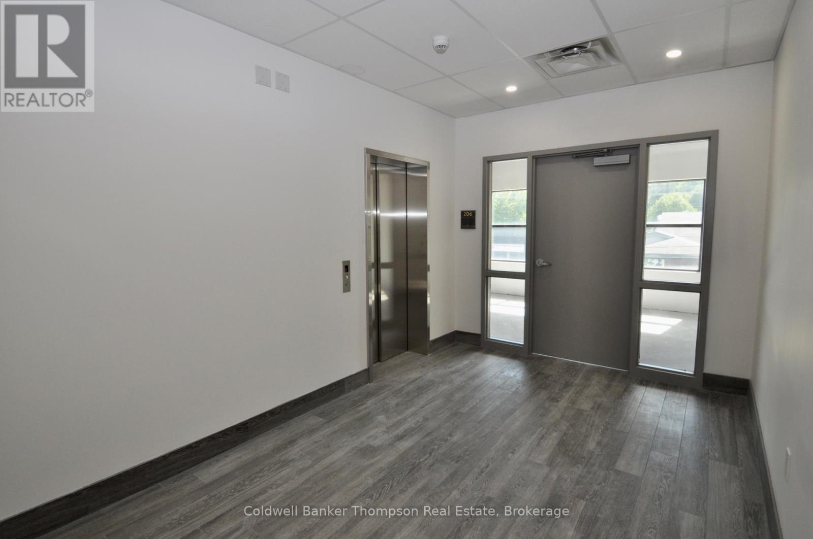 Units #2-5 & 6 - 19 Main Street E, Huntsville, Ontario P1H 2C6 - Photo 12 - X13804084