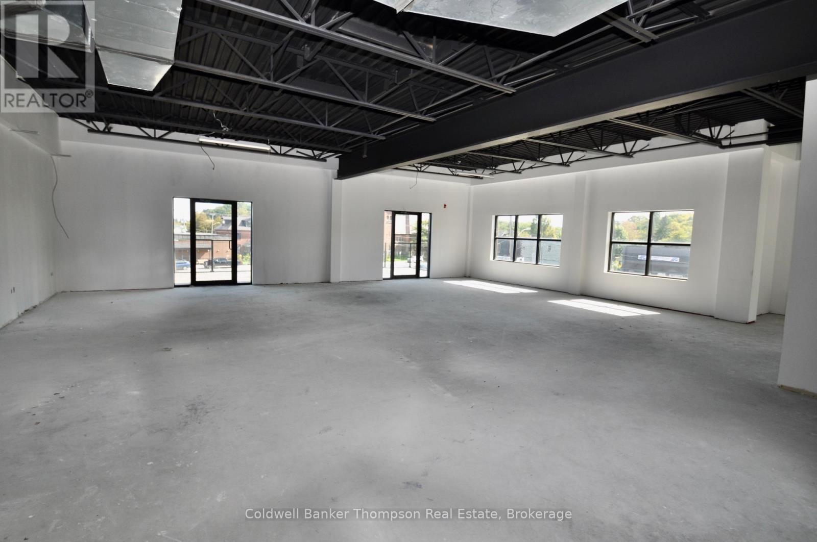 Units #2-5 & 6 - 19 Main Street E, Huntsville, Ontario P1H 2C6 - Photo 17 - X13804084