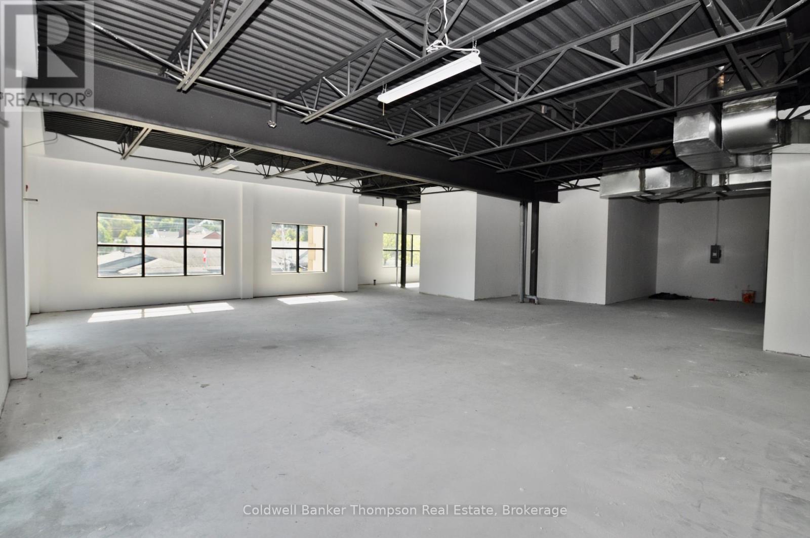 Units #2-5 & 6 - 19 Main Street E, Huntsville, Ontario P1H 2C6 - Photo 18 - X13804084