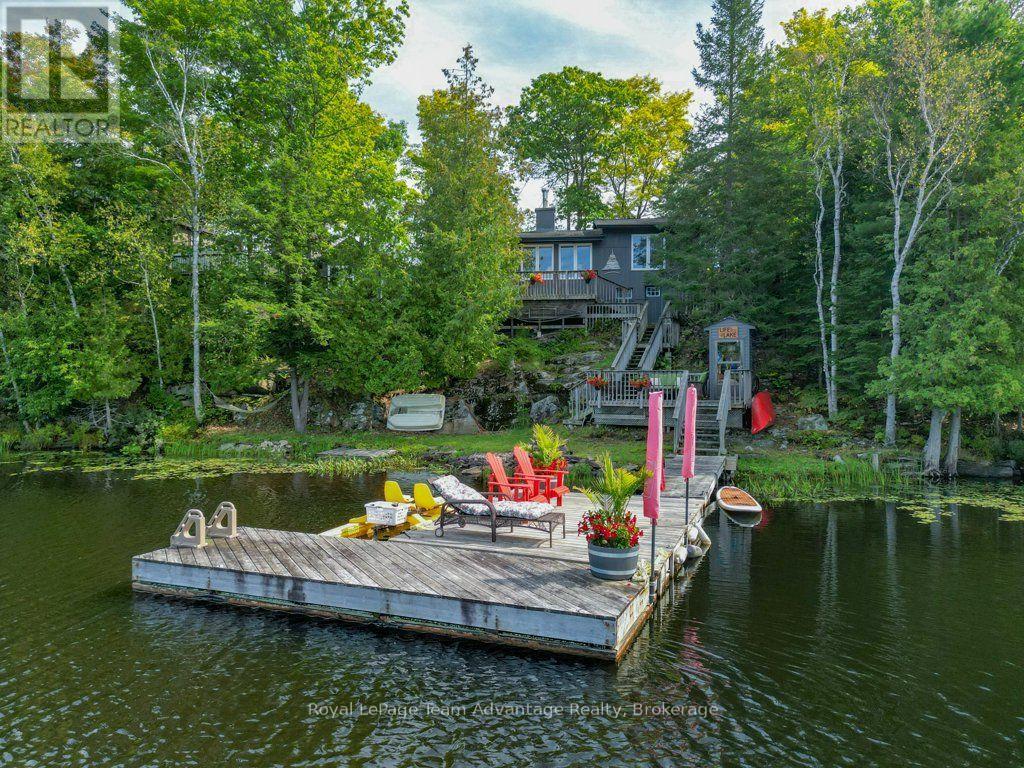 60 PINEWOOD ROAD, McDougall, Ontario
