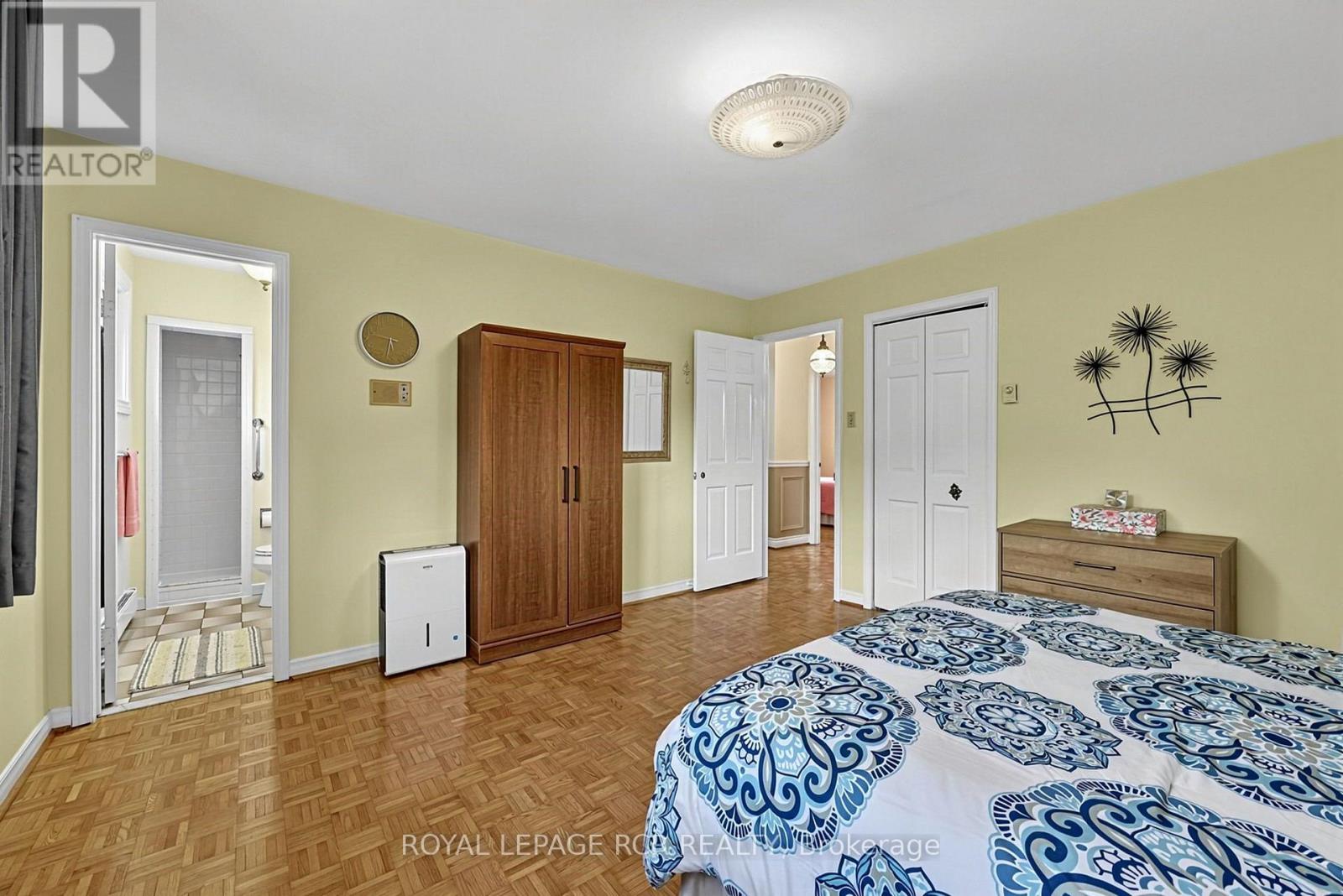 1049 Elgin Street, Newmarket, Ontario  L3Y 3C3 - Photo 15 - N12979138