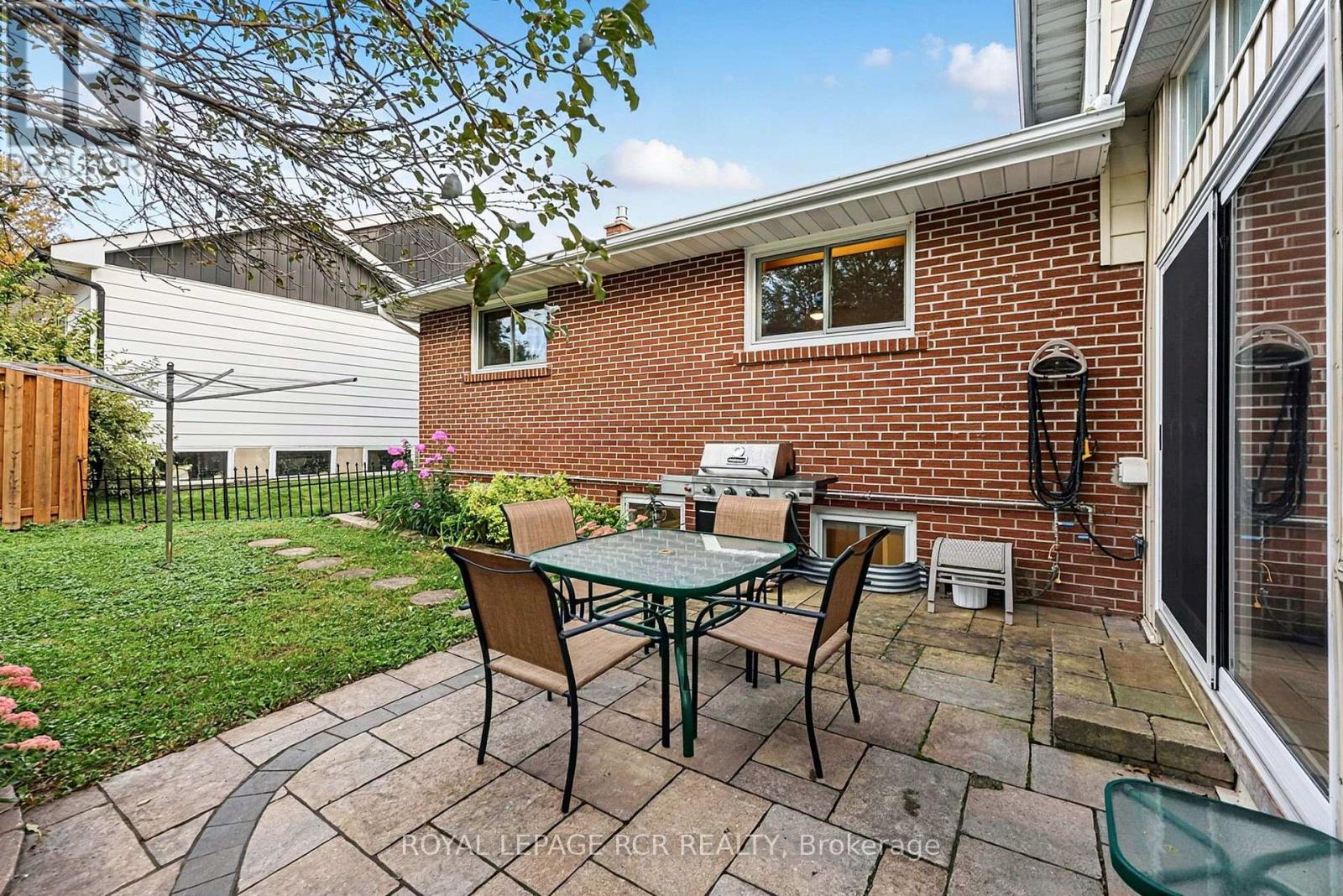 1049 Elgin Street, Newmarket, Ontario  L3Y 3C3 - Photo 31 - N12979138
