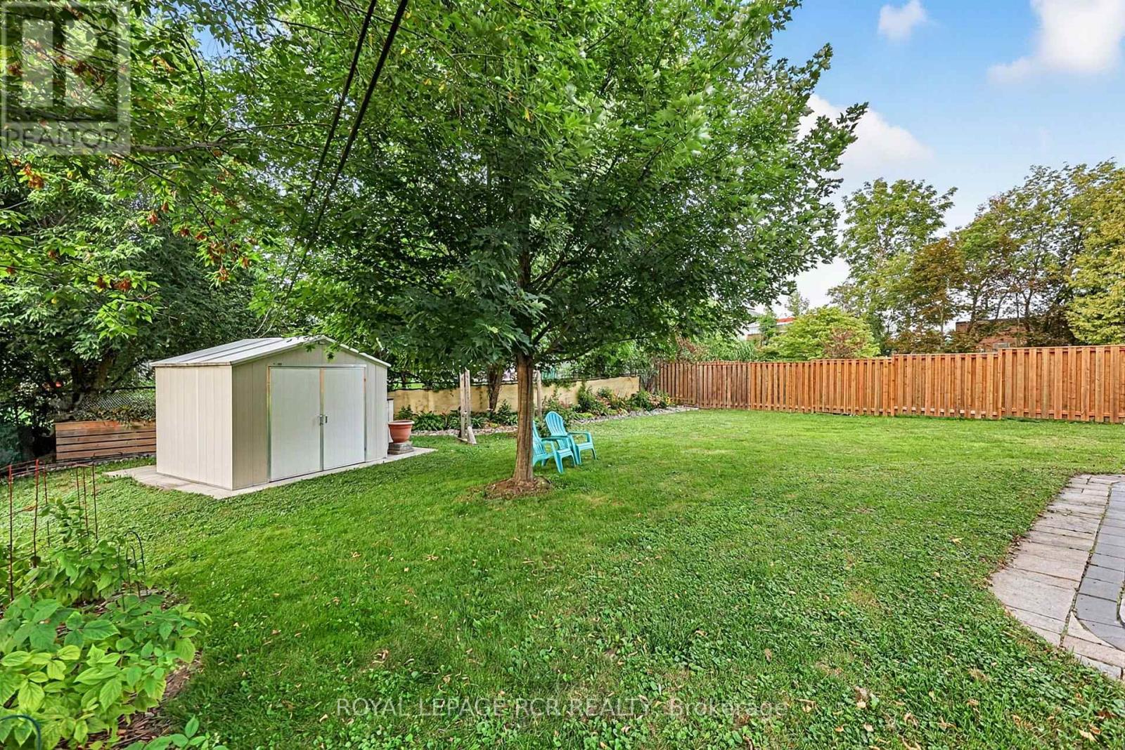 1049 Elgin Street, Newmarket, Ontario  L3Y 3C3 - Photo 35 - N12979138