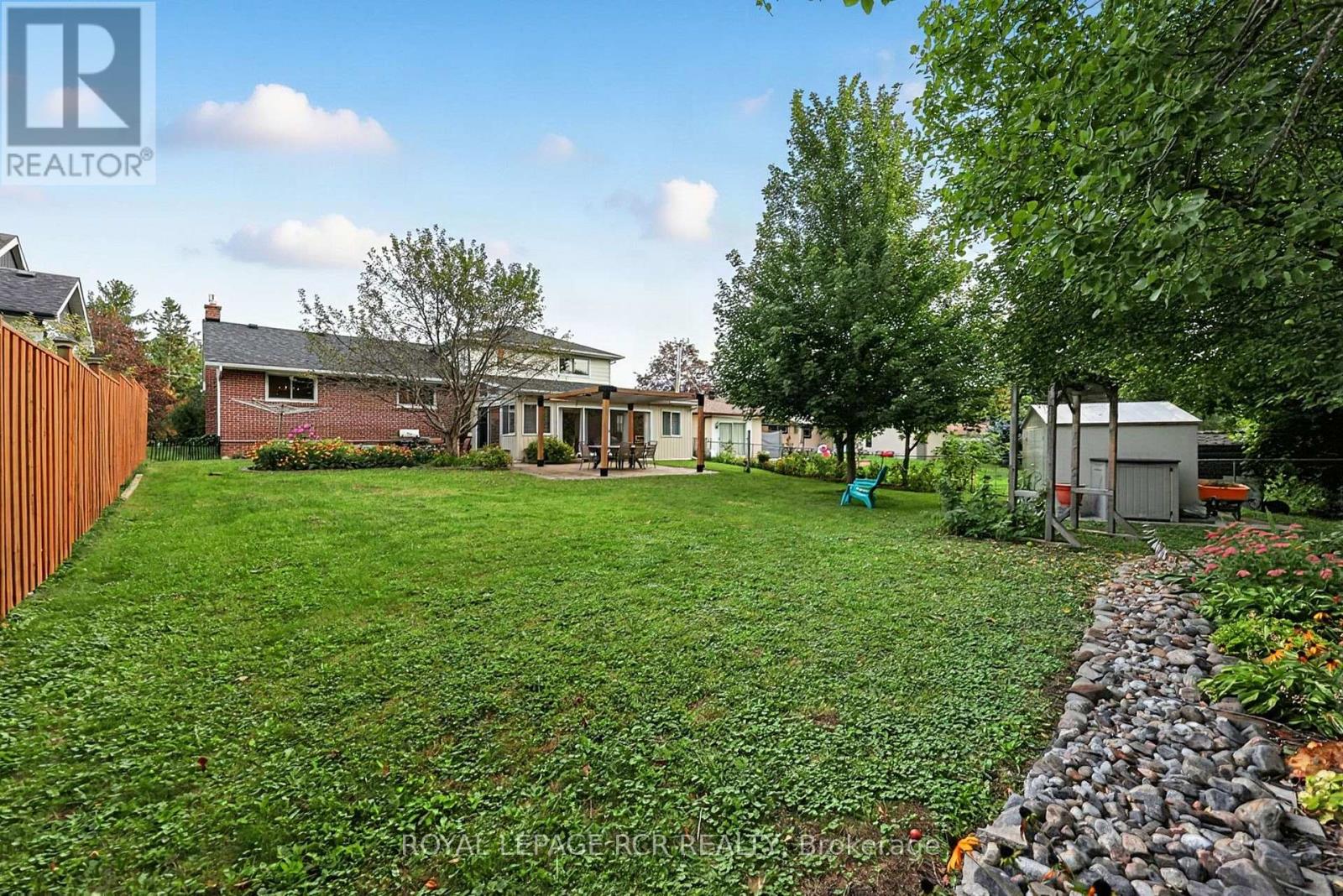 1049 Elgin Street, Newmarket, Ontario  L3Y 3C3 - Photo 37 - N12979138