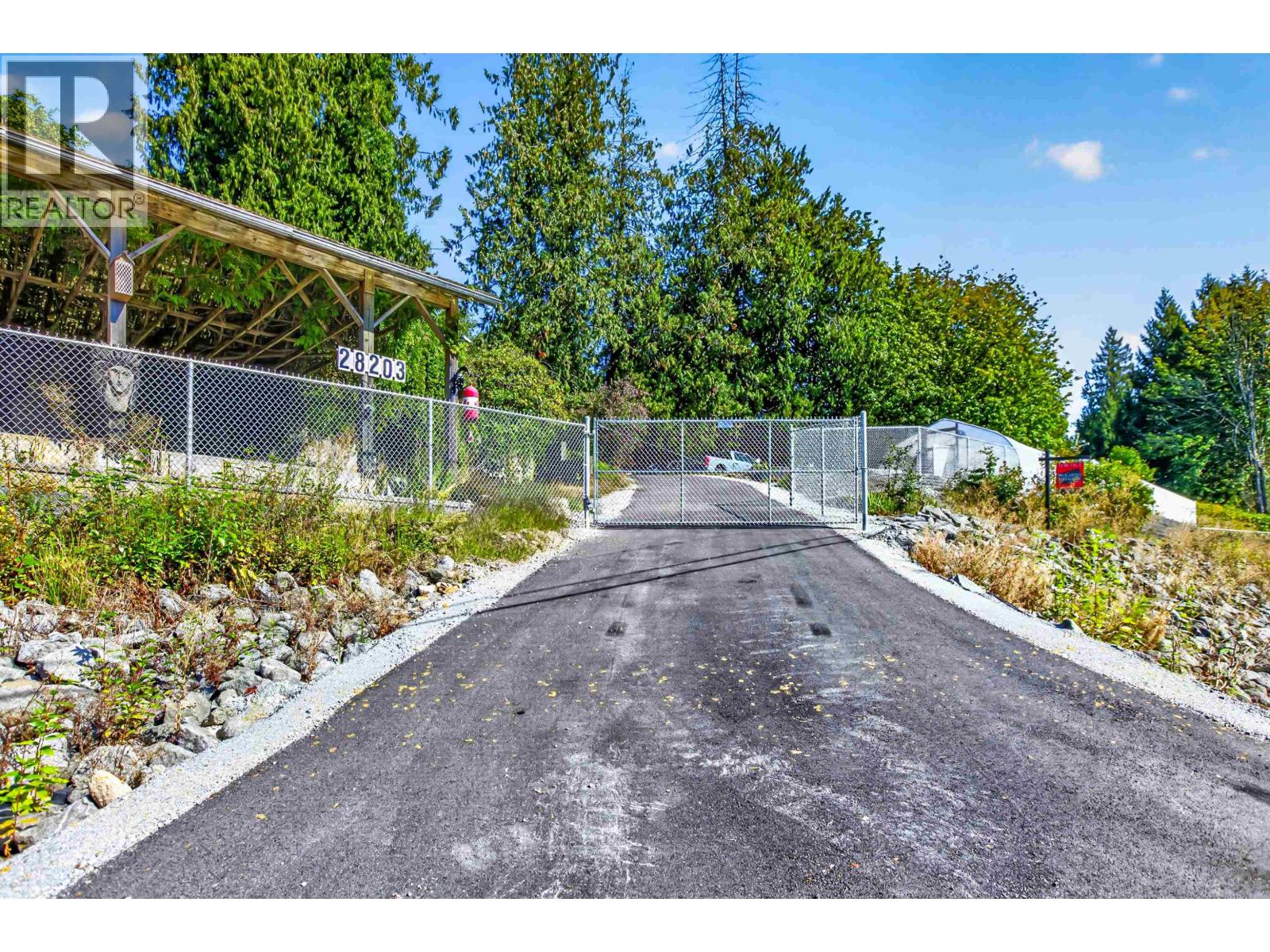 28203 Lougheed Highway, Maple Ridge, British Columbia  V2W 1L1 - Photo 10 - R3136535