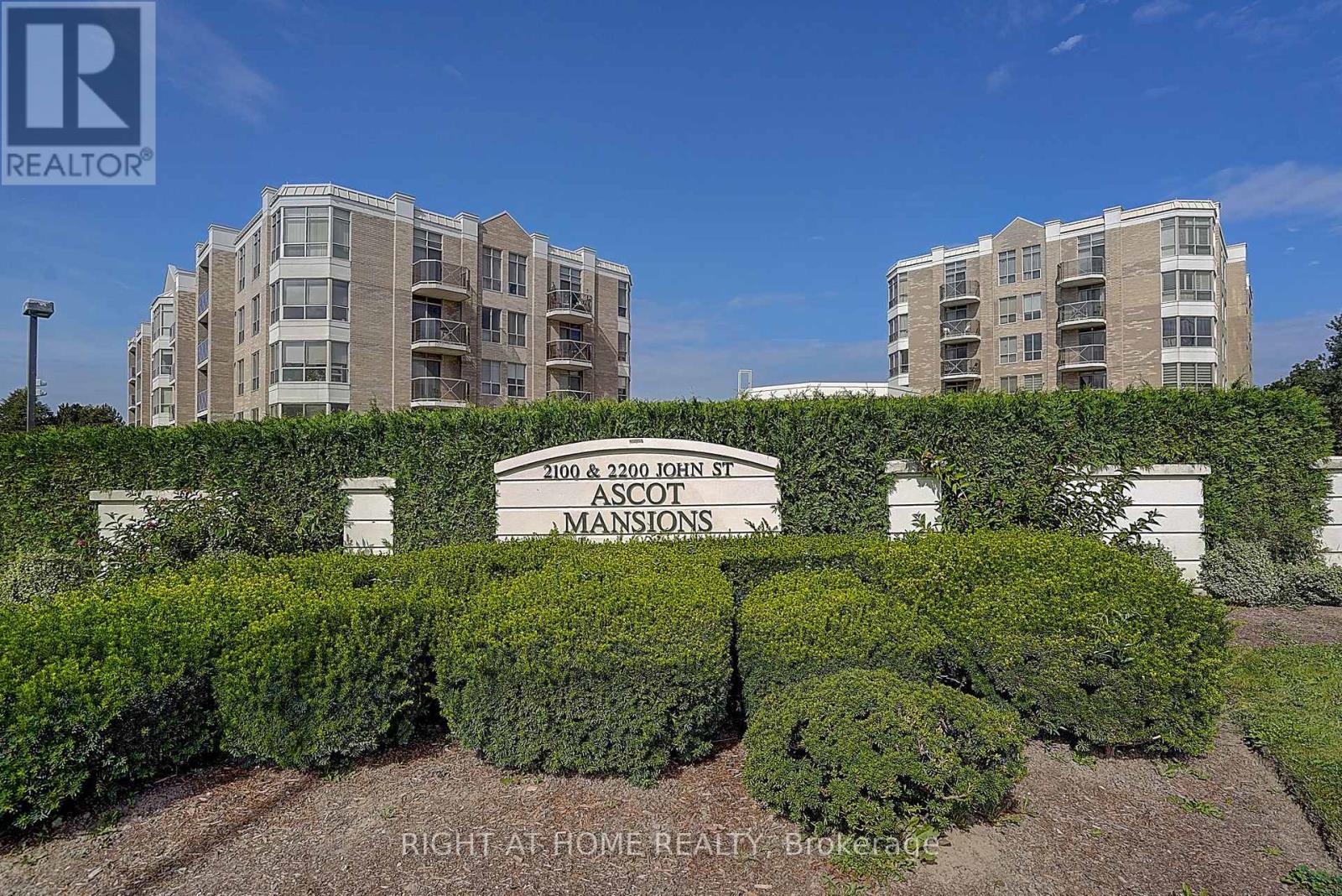 502 - 2200 John Street, Markham (German Mills), Ontario  L3T 7S7 - Photo 1 - N13804192