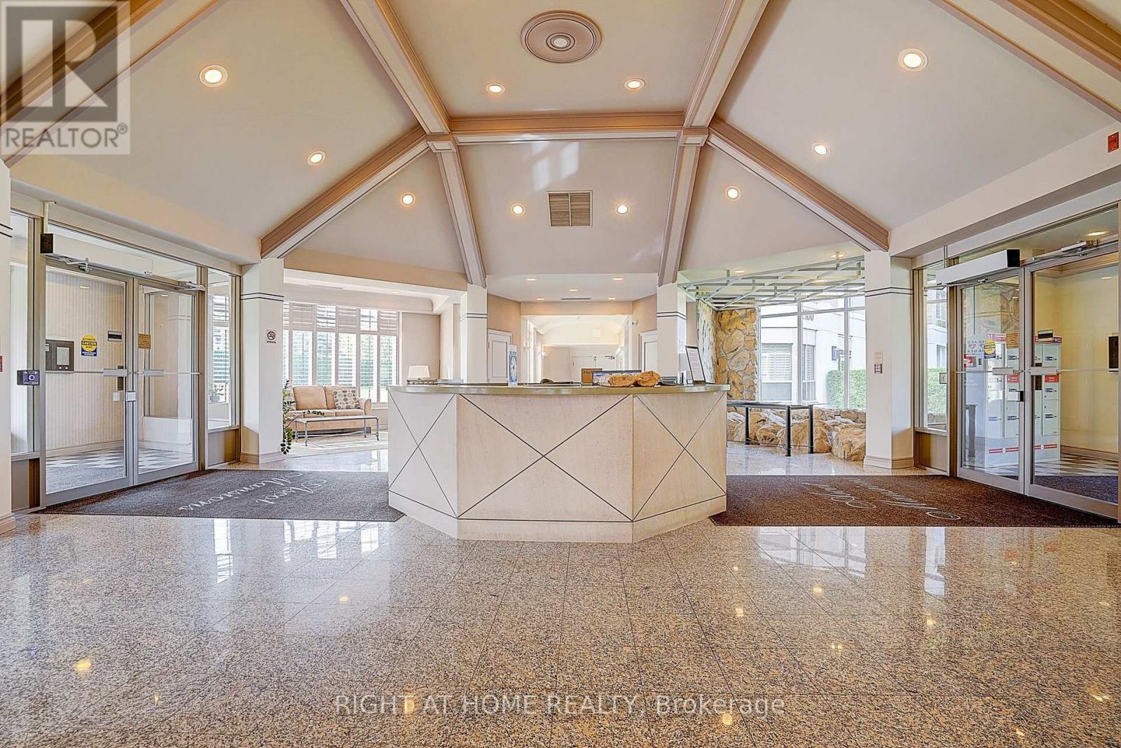 502 - 2200 John Street, Markham (German Mills), Ontario  L3T 7S7 - Photo 10 - N13804192