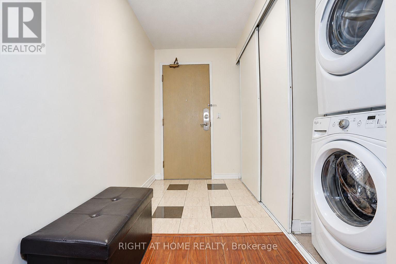 502 - 2200 John Street, Markham (German Mills), Ontario  L3T 7S7 - Photo 16 - N13804192