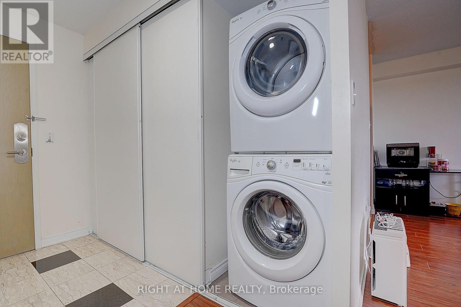 502 - 2200 John Street, Markham (German Mills), Ontario  L3T 7S7 - Photo 18 - N13804192