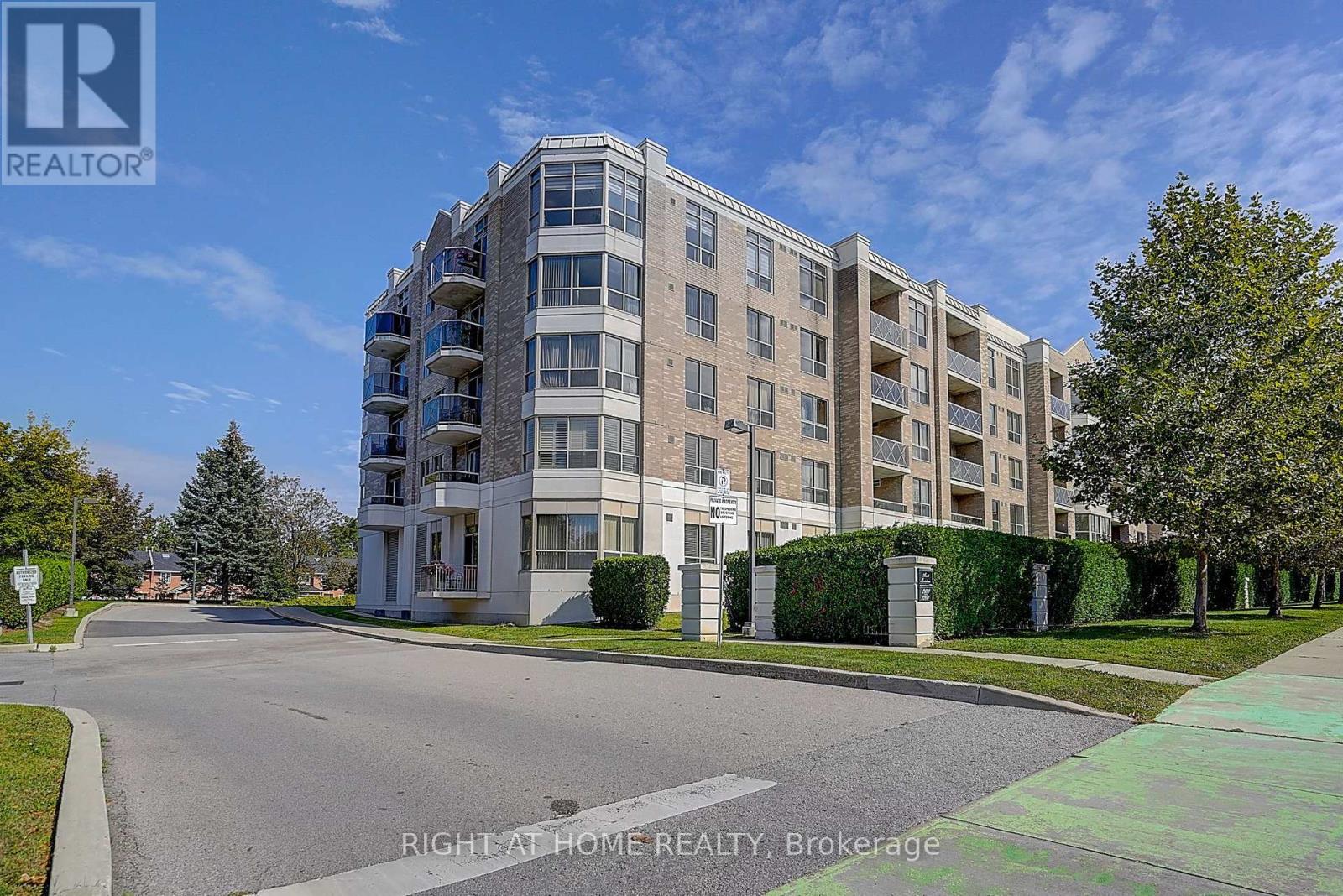 502 - 2200 John Street, Markham (German Mills), Ontario  L3T 7S7 - Photo 5 - N13804192