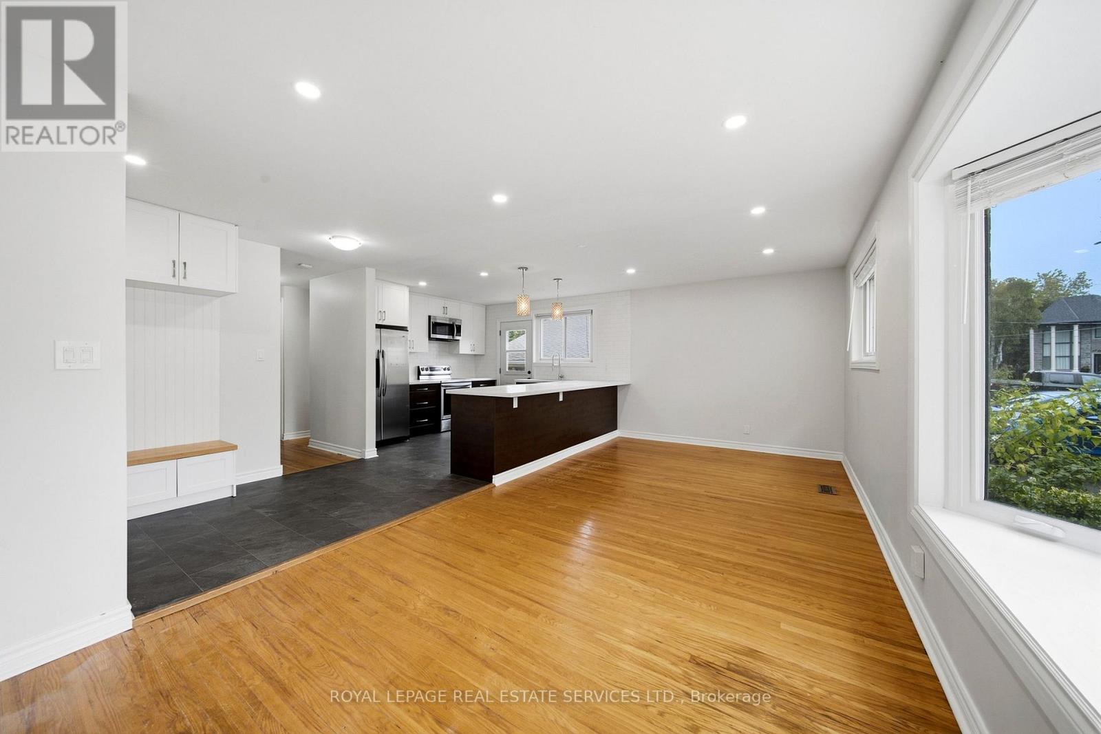 Main - 6 Corbett Crescent, Aurora, Ontario  L4G 2G1 - Photo 10 - N13804314