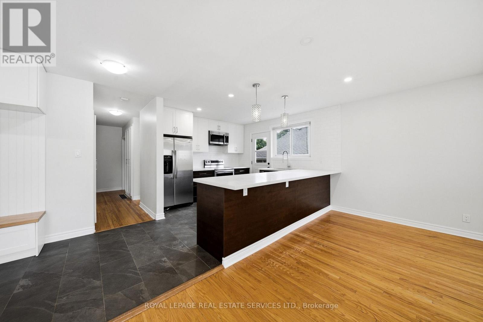 Main - 6 Corbett Crescent, Aurora, Ontario  L4G 2G1 - Photo 11 - N13804314