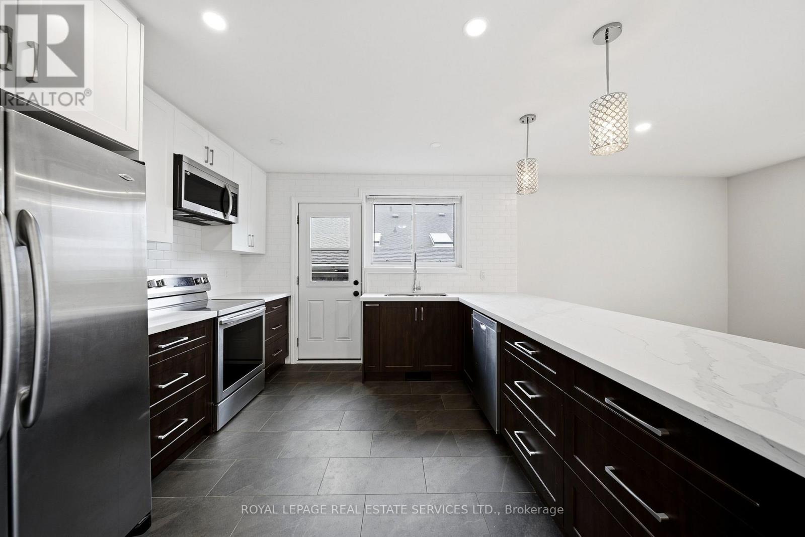 Main - 6 Corbett Crescent, Aurora, Ontario  L4G 2G1 - Photo 15 - N13804314