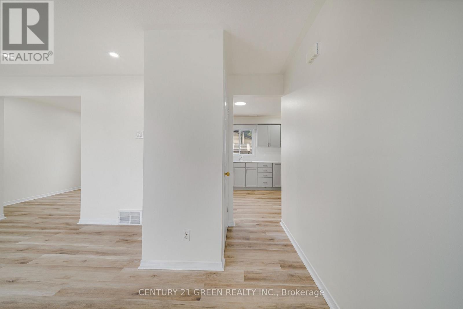 132 Carlton Street, St. Catharines, Ontario  L2R 7S6 - Photo 8 - X13803470