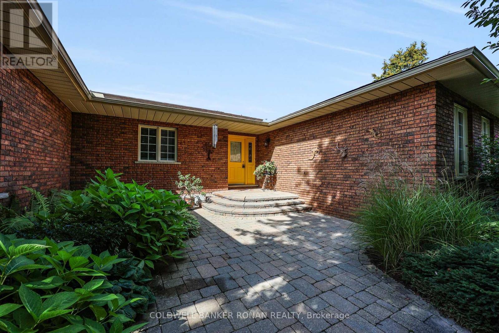 3710 Sideroad 6/7 Sunnidale, Clearview, Ontario  L0M 1N0 - Photo 2 - S13804104