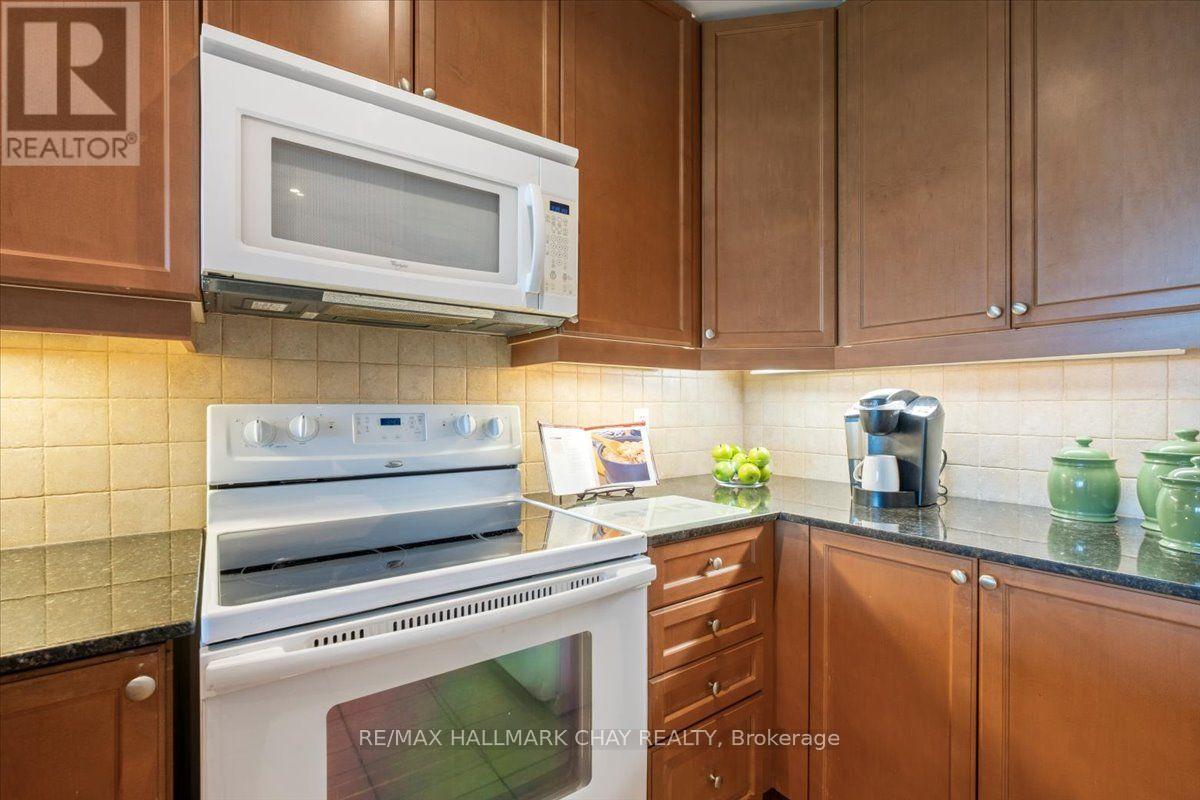 602 - 33 Ellen Street, Barrie (Lakeshore), Ontario  L4N 6E9 - Photo 15 - S13804230