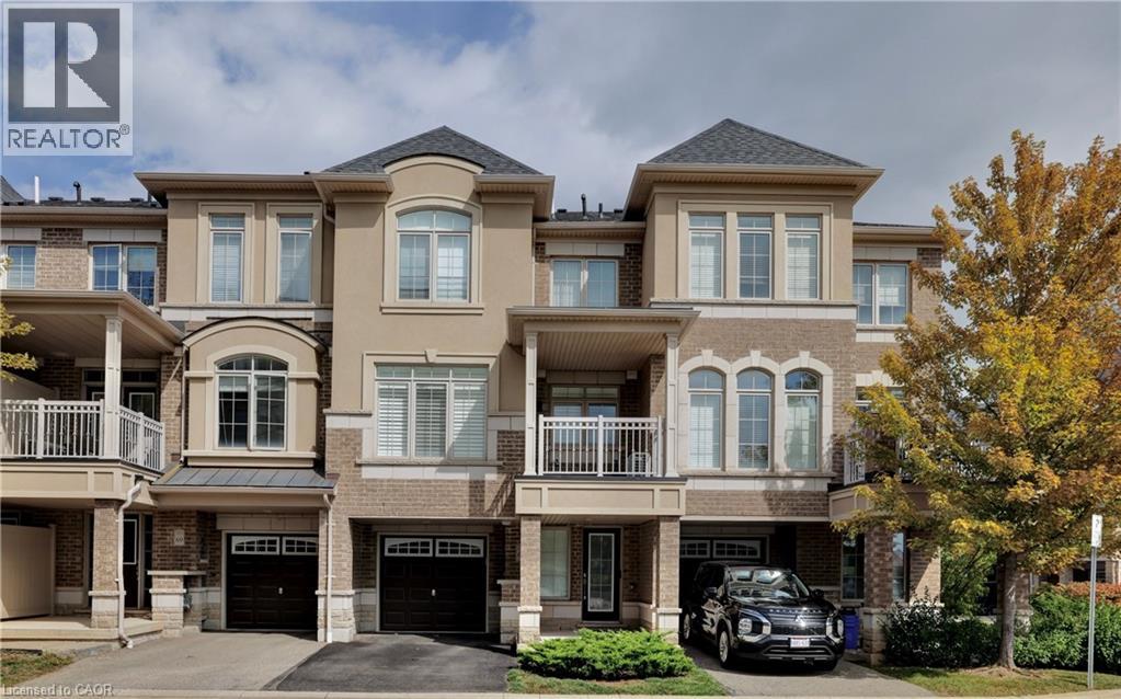 2435 GREENWICH Drive Unit# 68, Oakville, Ontario