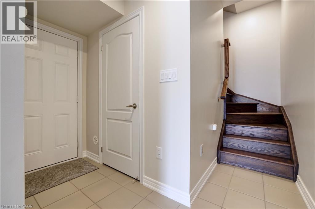 2435 Greenwich Drive Unit# 68, Oakville, Ontario  L6M 0S4 - Photo 5 - 40864204