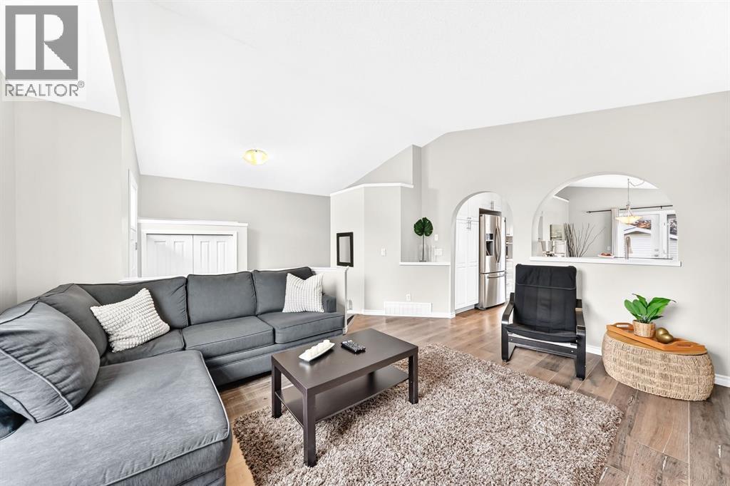 193 Mt Aberdeen Circle SE photo 4