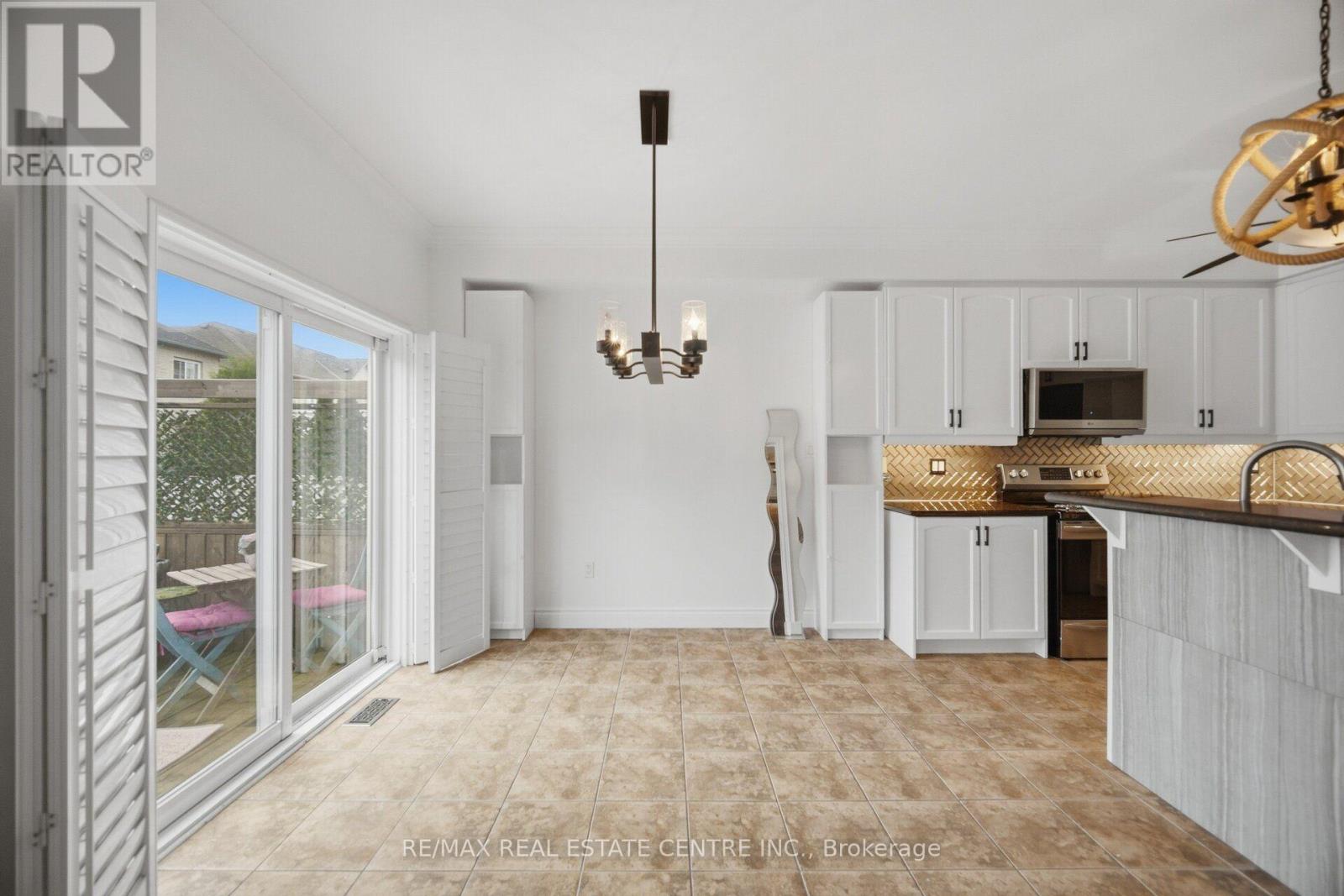 1109 Bonin Crescent, Milton, Ontario  L9T 0B2 - Photo 12 - W13804078