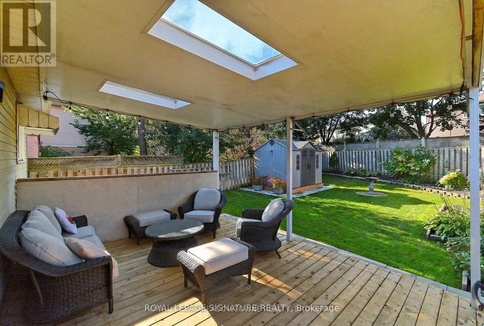 6322 Martel Court, Mississauga, Ontario  L5N 3H6 - Photo 19 - W13804098