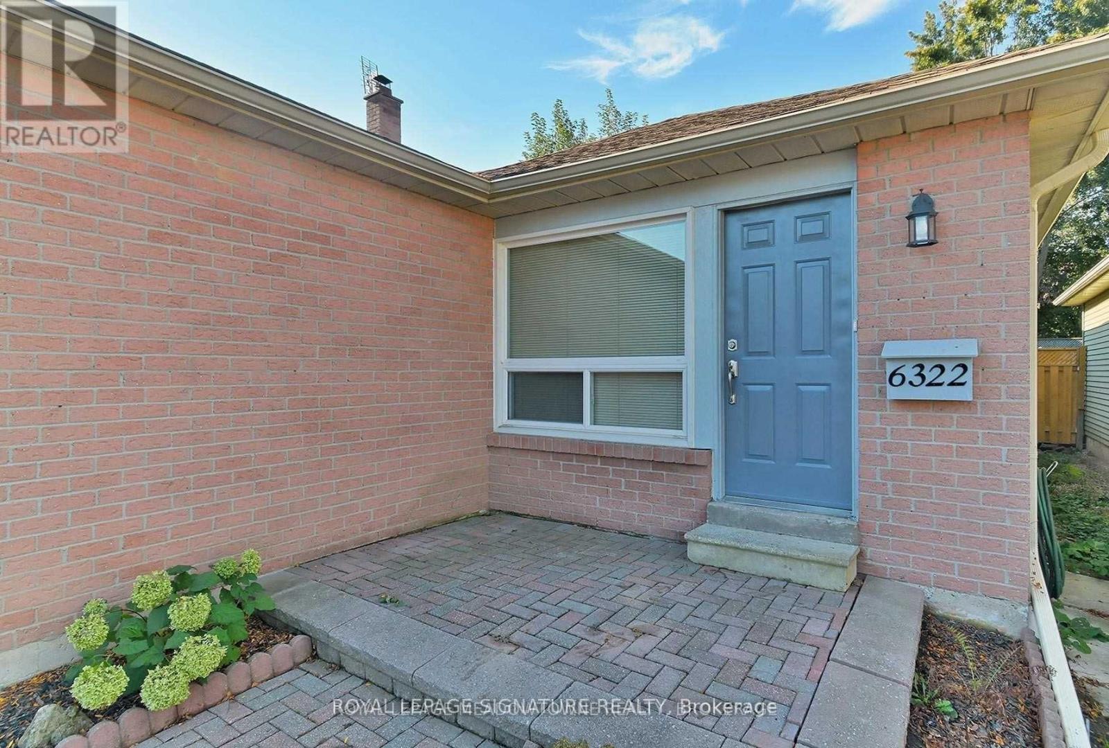 6322 Martel Court, Mississauga, Ontario  L5N 3H6 - Photo 2 - W13804098