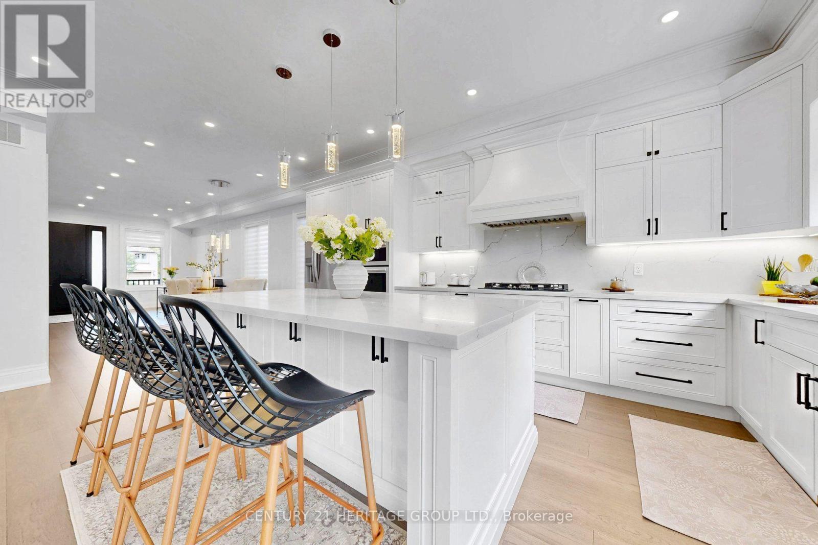 99 Twenty Seventh Street, Toronto, Ontario  M8W 2X6 - Photo 13 - W13804172