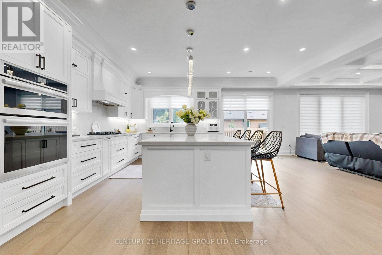 99 Twenty Seventh Street, Toronto, Ontario  M8W 2X6 - Photo 14 - W13804172