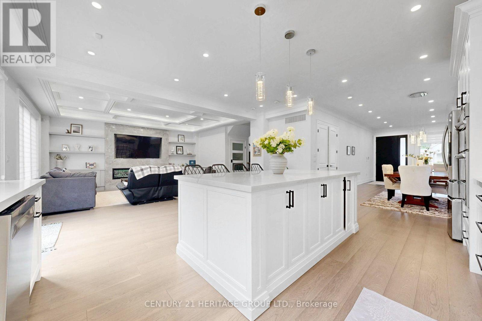 99 Twenty Seventh Street, Toronto, Ontario  M8W 2X6 - Photo 17 - W13804172