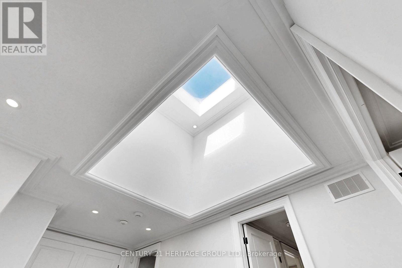 99 Twenty Seventh Street, Toronto, Ontario  M8W 2X6 - Photo 24 - W13804172