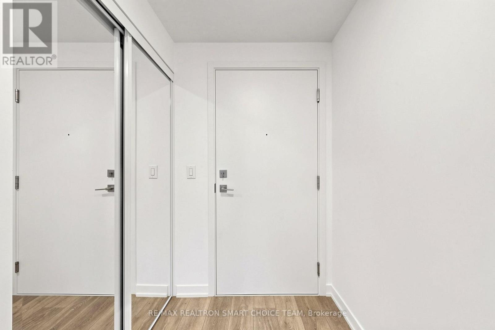 108 - 130 Canon Jackson Drive, Toronto, Ontario  M5M 0B7 - Photo 6 - W13804330