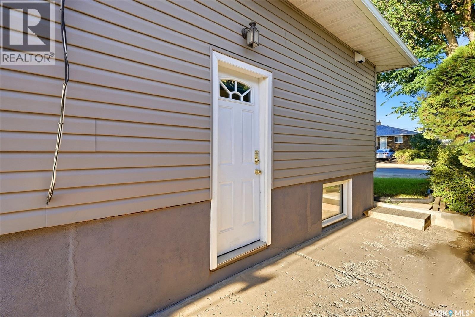 169 Froom Crescent, Regina, Saskatchewan  S4N 1S9 - Photo 35 - SK048900