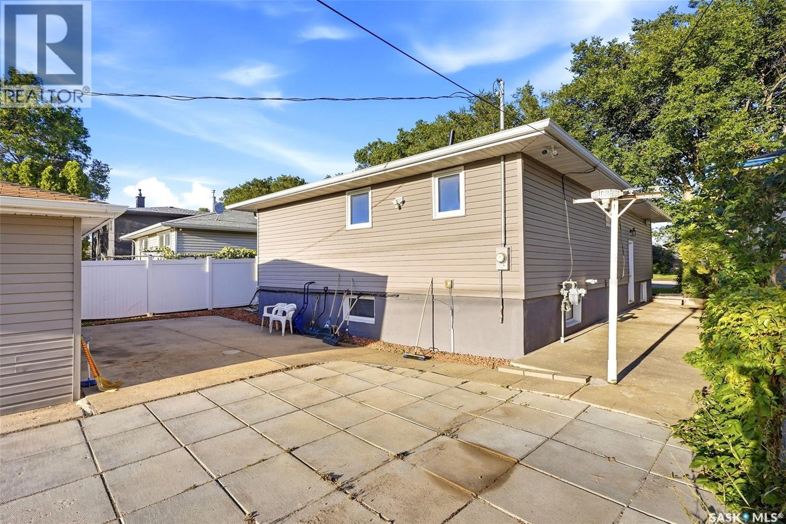 169 Froom Crescent, Regina, Saskatchewan  S4N 1S9 - Photo 38 - SK048900