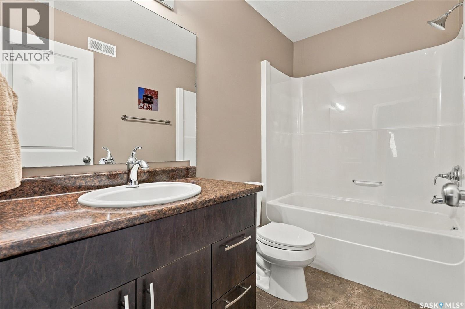 1114 Hargreaves Way, Saskatoon, Saskatchewan  S7R 0H2 - Photo 16 - SK048873