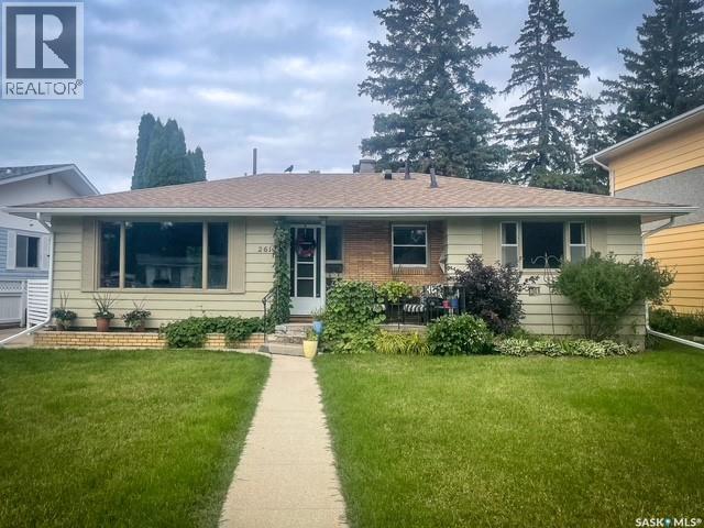 2612 Haultain Avenue, Saskatoon, Saskatchewan  S7J 1R6 - Photo 1 - SK048852