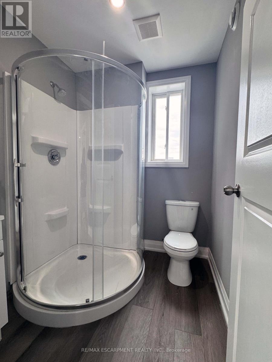 302 Queenston Road, Hamilton, Ontario  L8K 1H1 - Photo 8 - X13804060