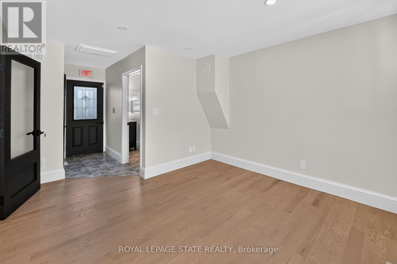 42 Ontario Street, Grimsby, Ontario  L3M 3H1 - Photo 24 - X13804298