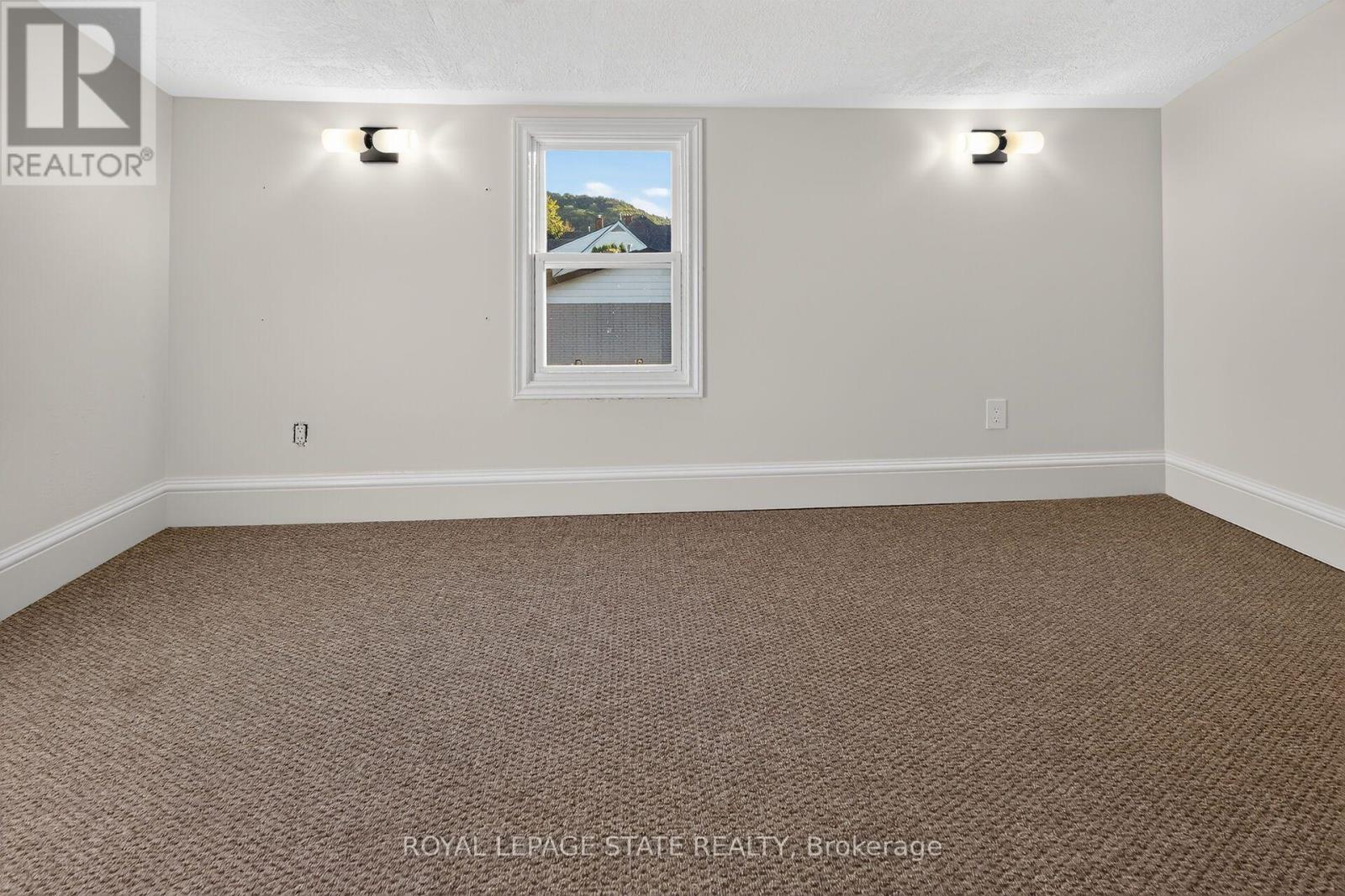 42 Ontario Street, Grimsby, Ontario  L3M 3H1 - Photo 31 - X13804298