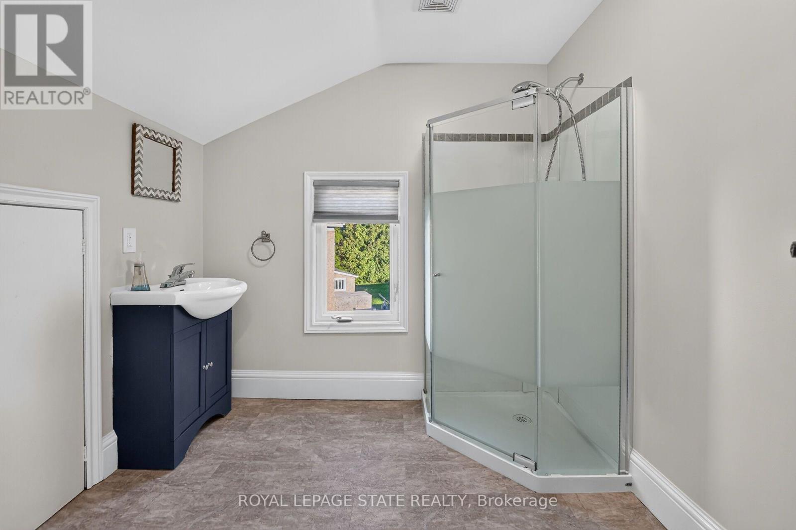 42 Ontario Street, Grimsby, Ontario  L3M 3H1 - Photo 35 - X13804298