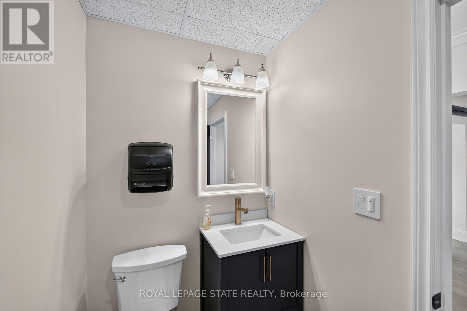42 Ontario Street, Grimsby, Ontario  L3M 3H1 - Photo 36 - X13804298