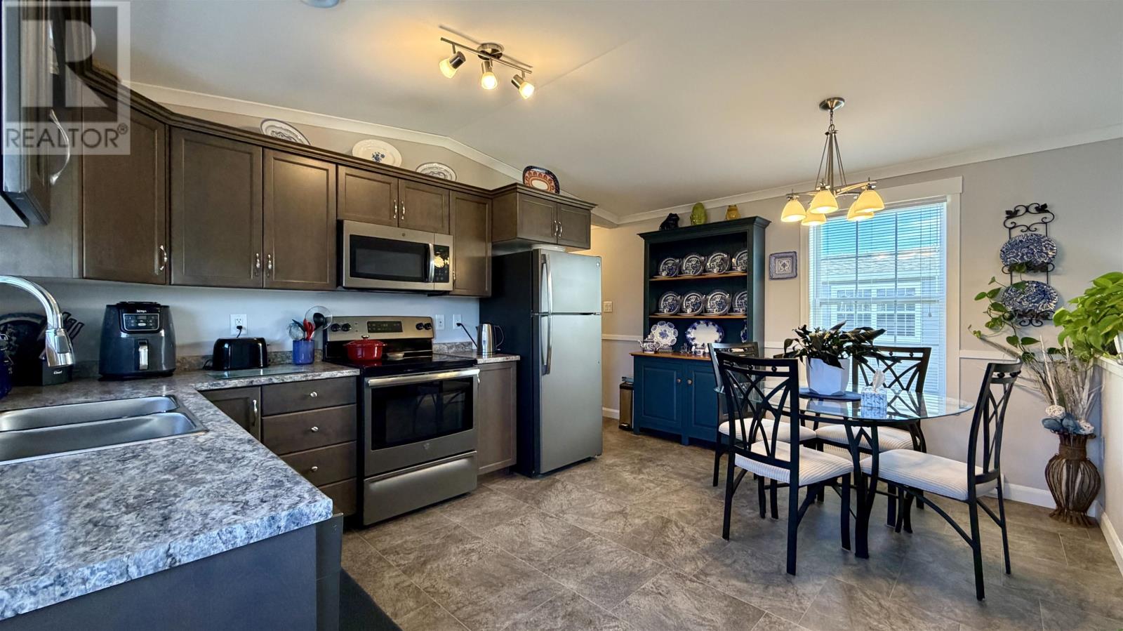 46 Brandan Carter Avenue, Summerside, Prince Edward Island  C1N 0B9 - Photo 16 - 202623831