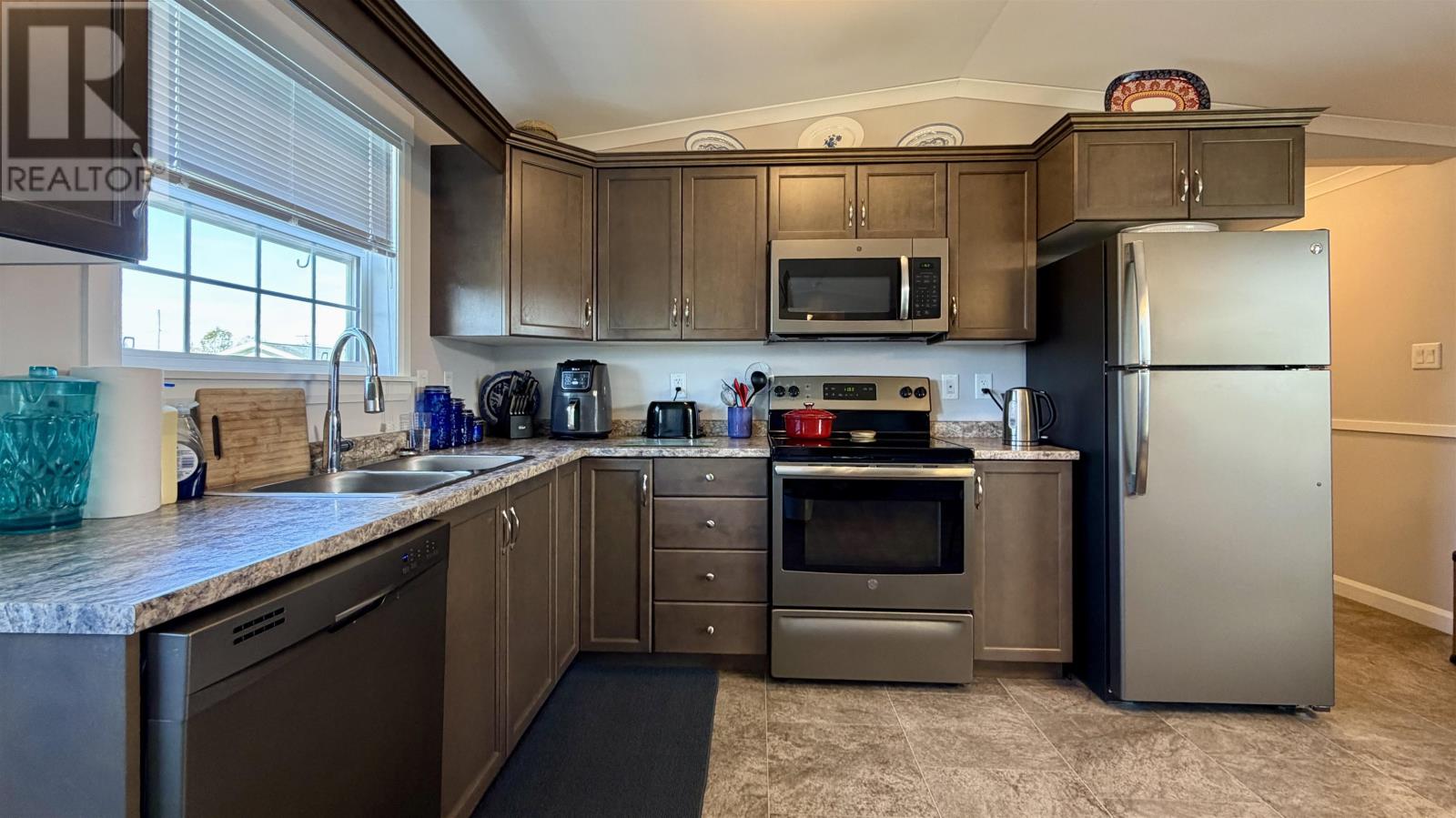 46 Brandan Carter Avenue, Summerside, Prince Edward Island  C1N 0B9 - Photo 17 - 202623831