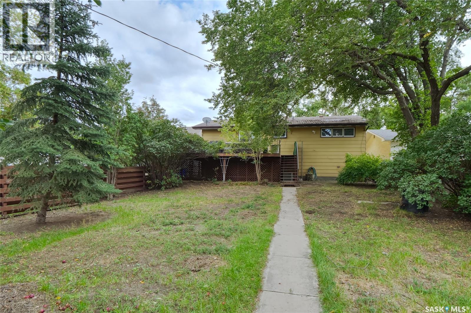 914 Duffield Street W, Moose Jaw, Saskatchewan  S6H 5J9 - Photo 44 - SK048897