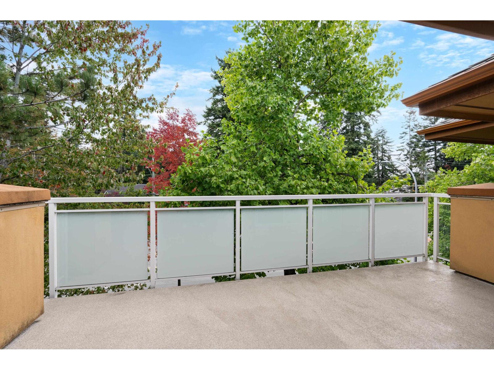 305 15185 22nd Avenue, Surrey, British Columbia  V4A 9T4 - Photo 11 - R3166989