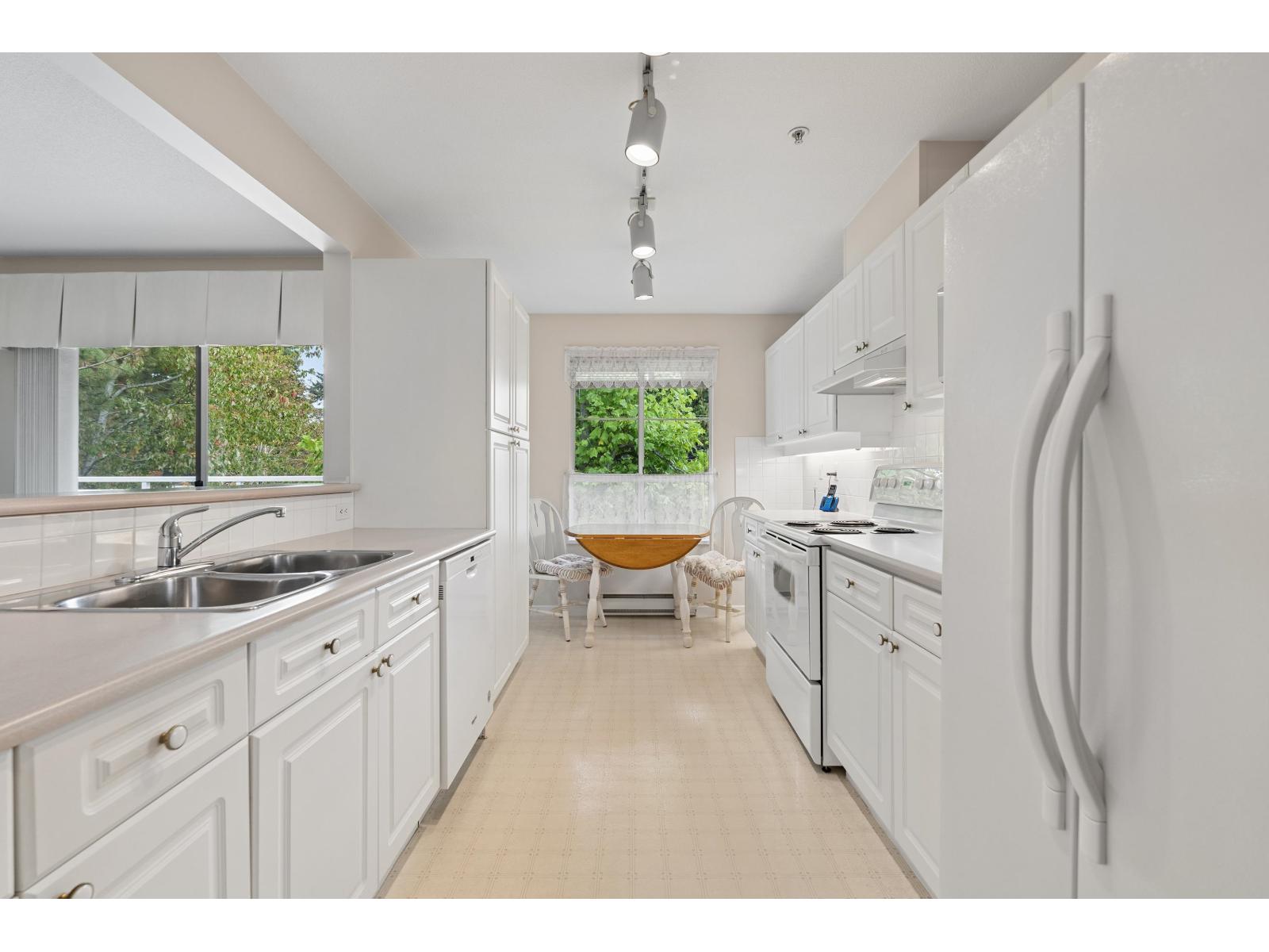 305 15185 22nd Avenue, Surrey, British Columbia  V4A 9T4 - Photo 17 - R3166989