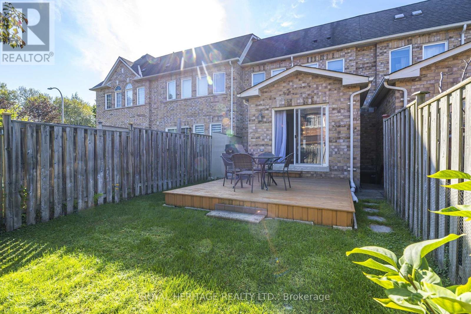 34 Gateway Court, Whitby, Ontario  L1R 3M9 - Photo 23 - E13802310