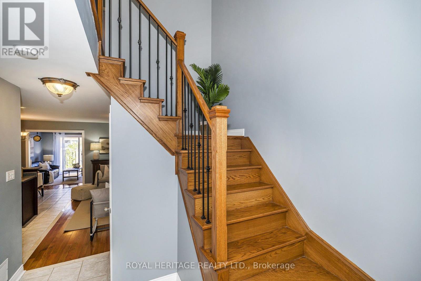 34 Gateway Court, Whitby, Ontario  L1R 3M9 - Photo 8 - E13802310