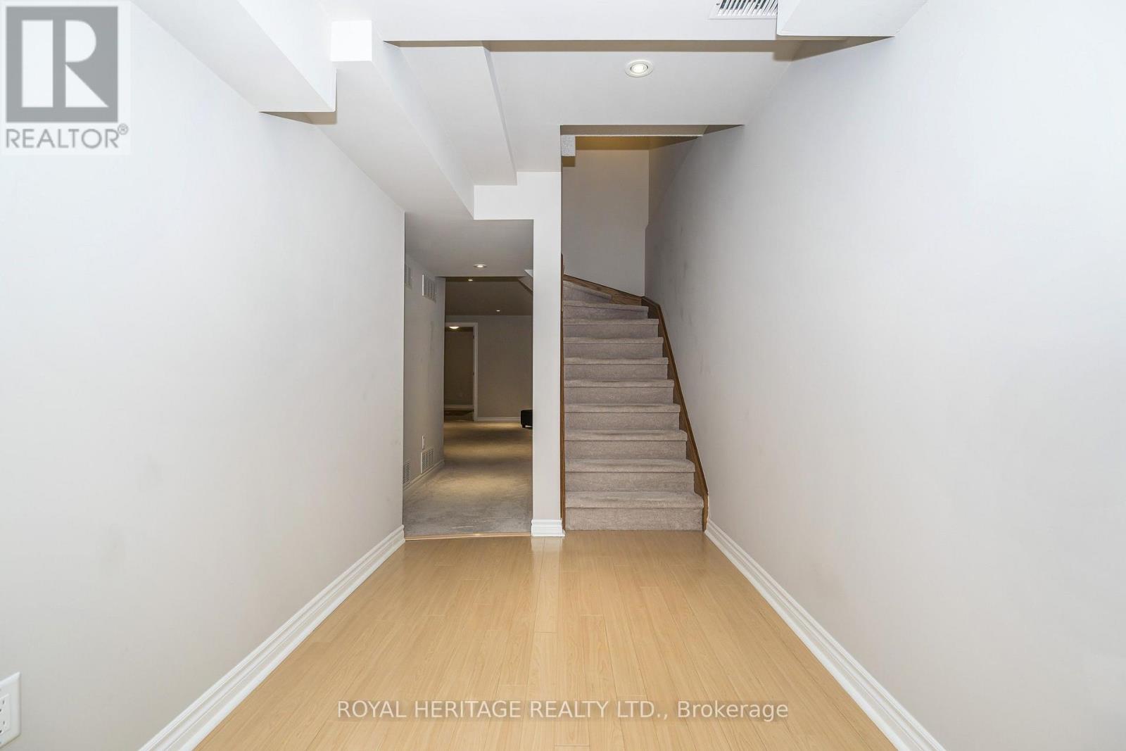 34 Gateway Court, Whitby, Ontario  L1R 3M9 - Photo 18 - E13802310